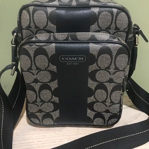 Coach Men’s Heritage Small Messenger bag. 9x9